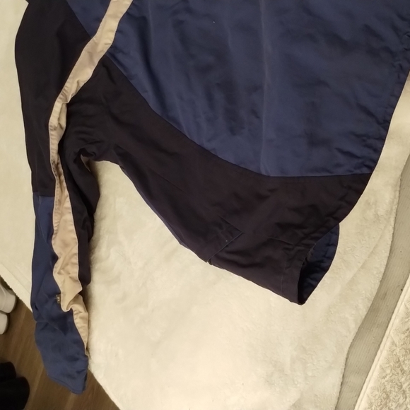 Blue And White Boulder Gear Extreme Temperature Weather Jacket. - Picture 6 of 7